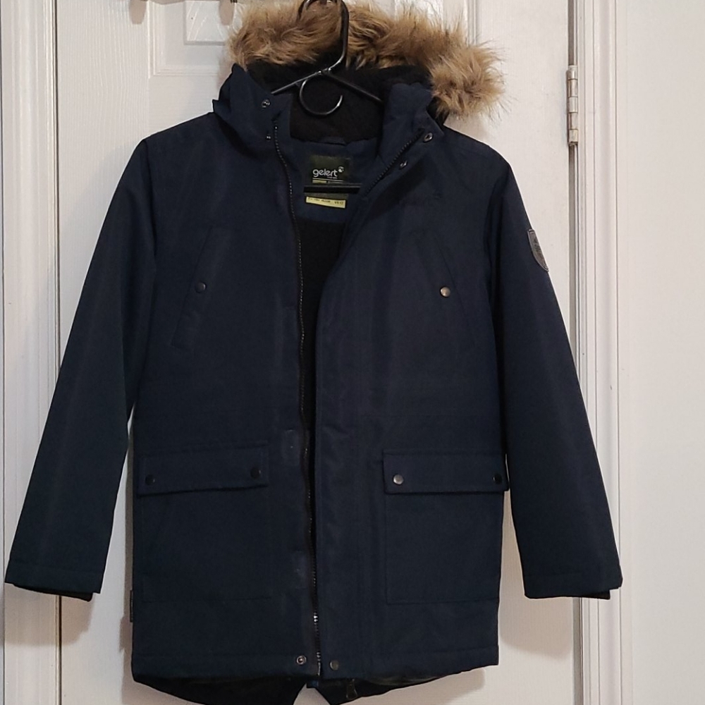 Gelert winter coat size 12 boys.  Fits like a 10.